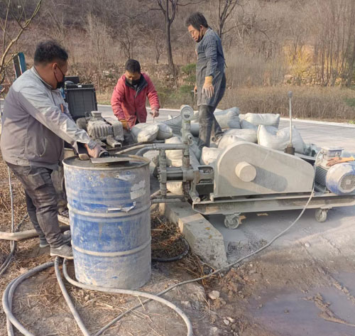 江达路面下沉注浆